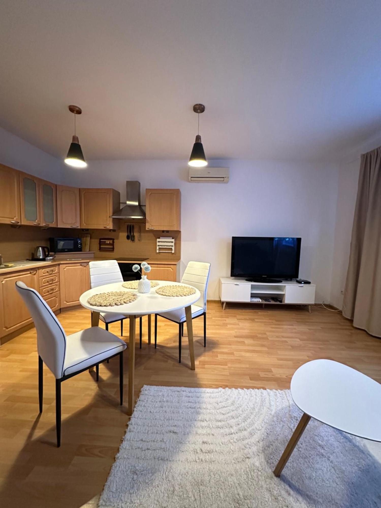 Modern & Cozy Near Hockey & Football Arena Apartament Bratysława
